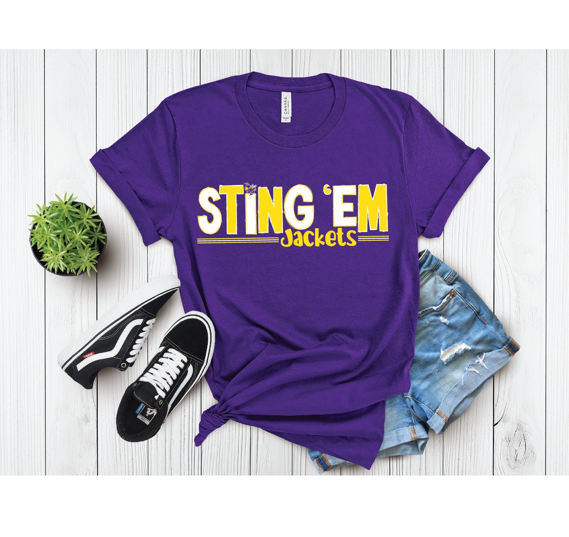 Sting 'Em Tee - Grit & Grace Designs